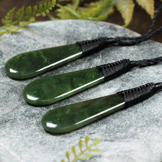 NZ Greenstone Small Roimata Pendant (BW594) Kawakawa Pounamu
