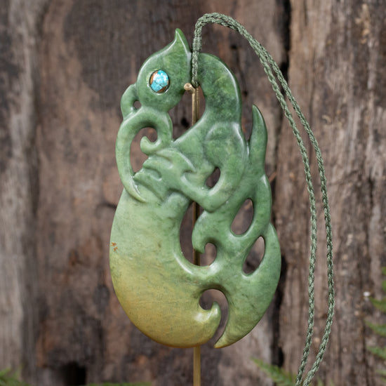 NZ Greenstone XXLarge Manaia Pendant with Stand Raukaraka Pounamu
