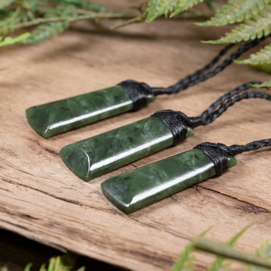 NZ Greenstone XSmall Toki Pendant Hapopo Pounamu