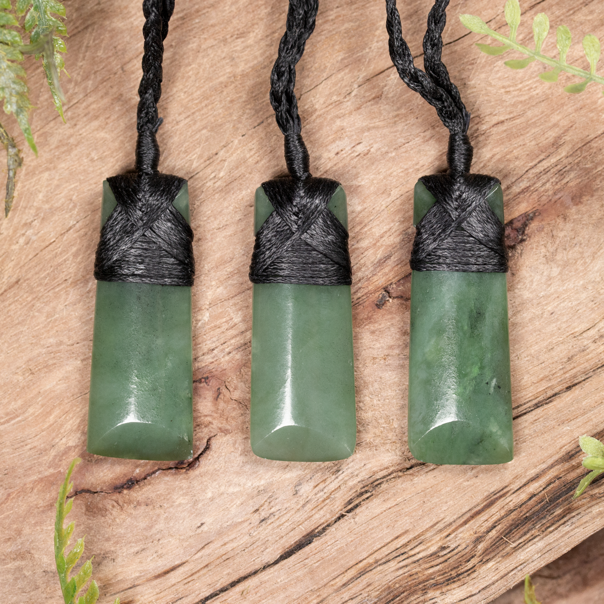 NZ Greenstone XSmall Toki Pendant Hapopo Pounamu