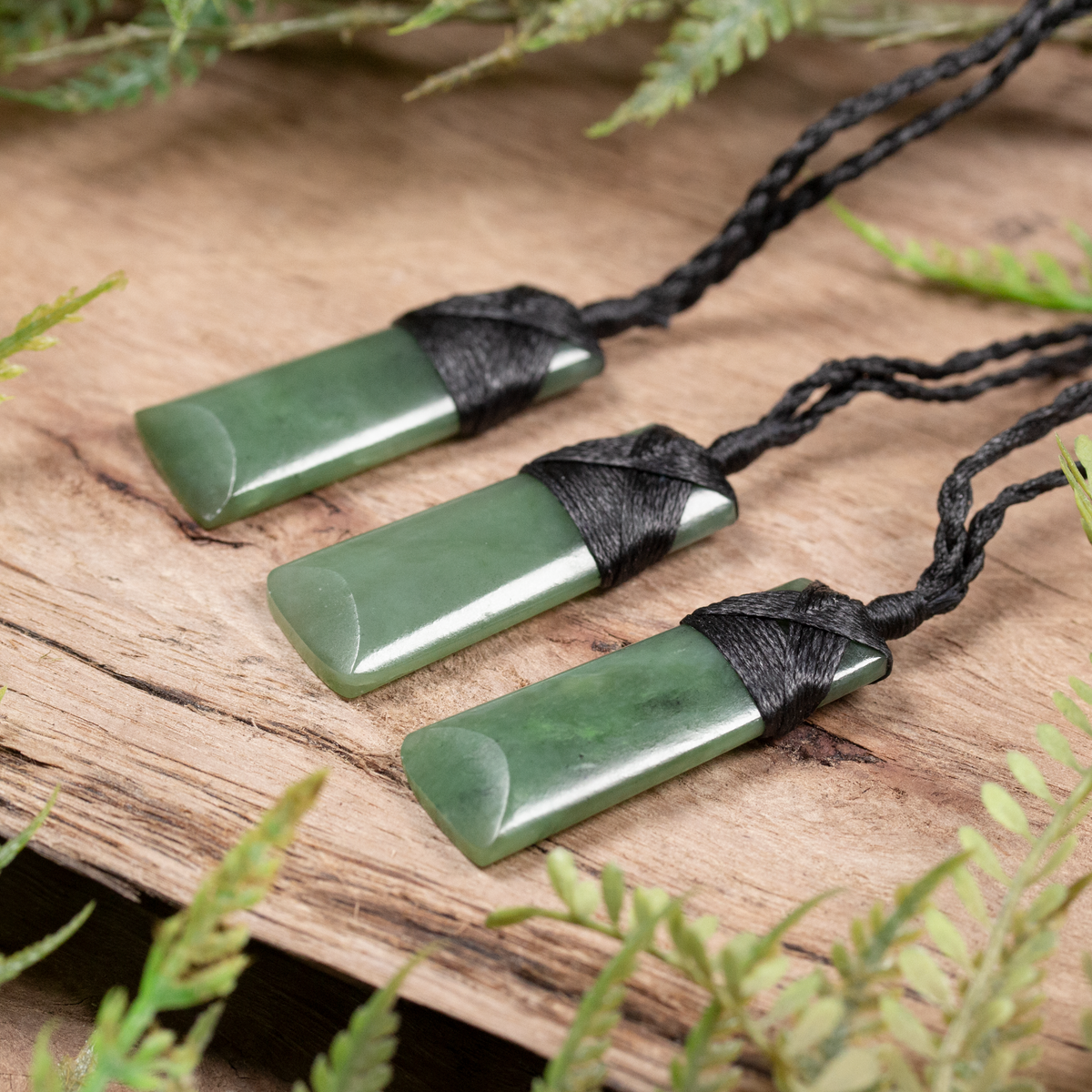 NZ Greenstone XSmall Toki Pendant Hapopo Pounamu