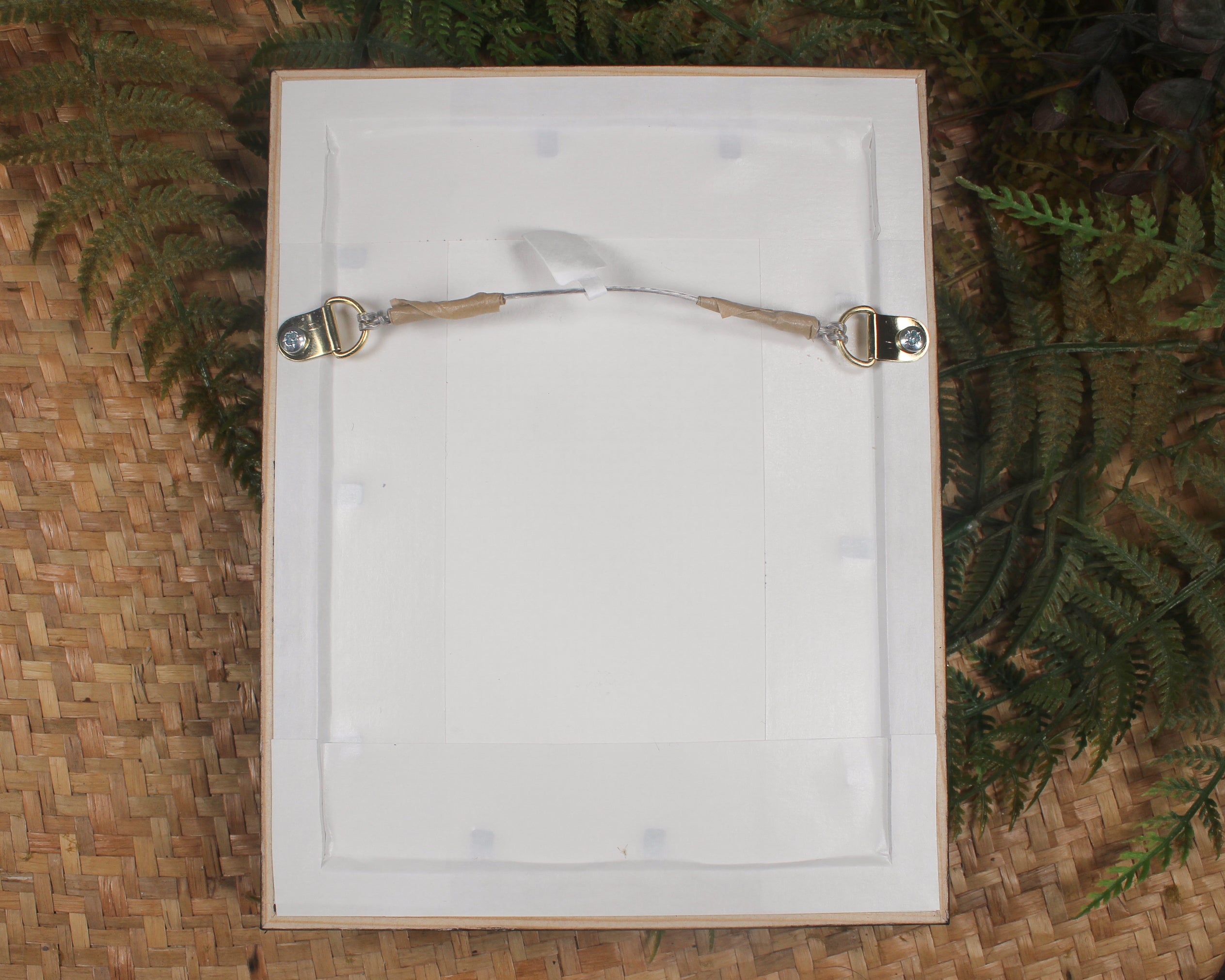 NZ Greenstone Framed Manaia Pendant (BE235) Rimu Pounamu