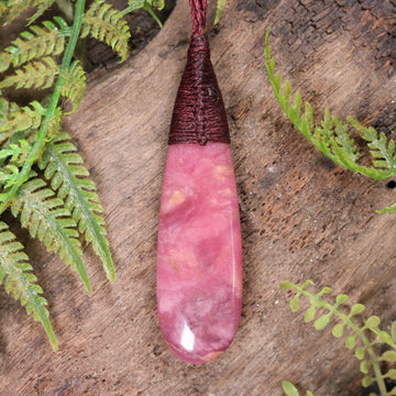 Rhodonite Roimata pendant