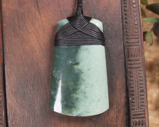 Inanga Pounamu Toki