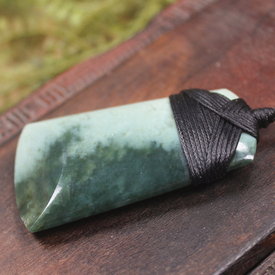 Inanga Pounamu Toki