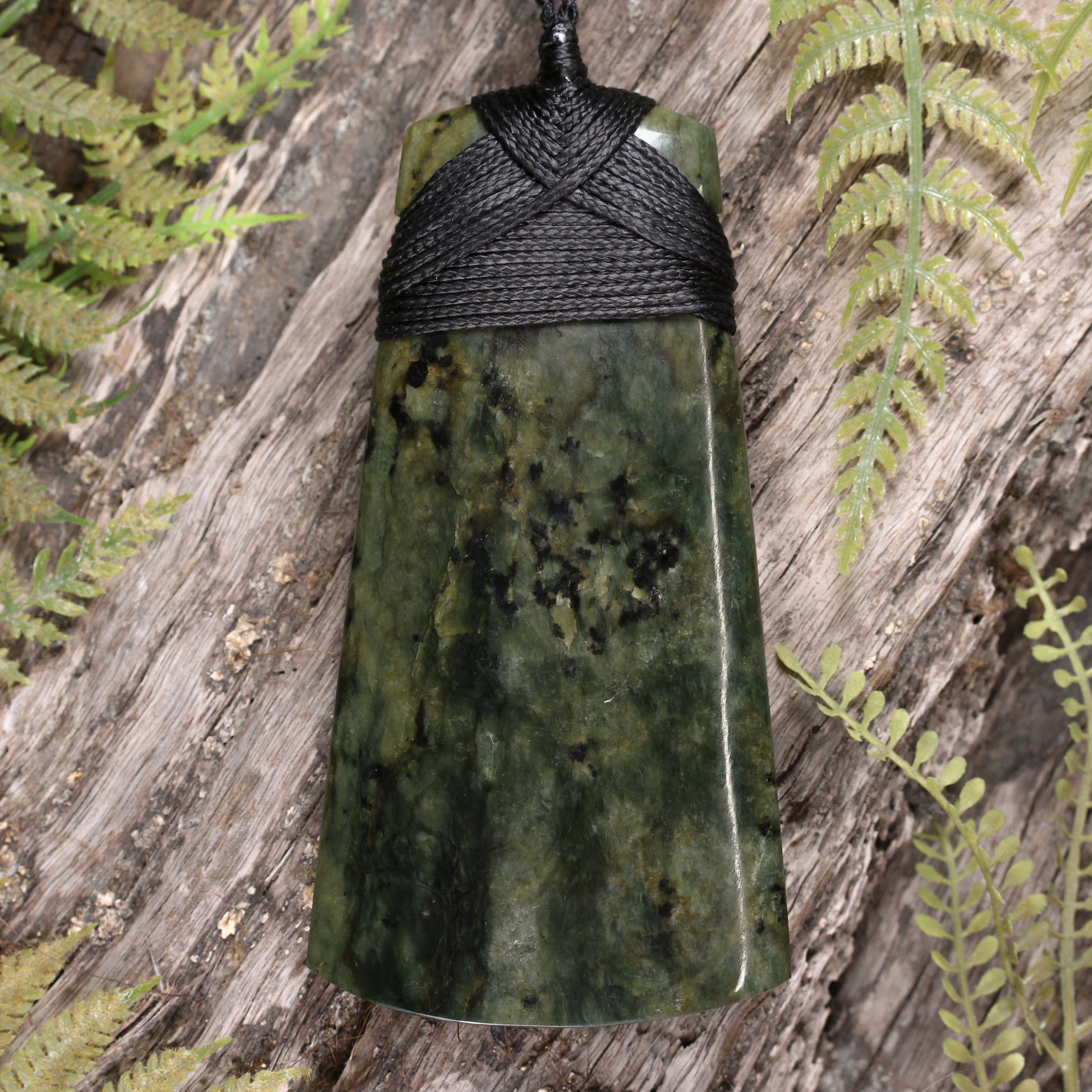 Toki Pendant Rimu Pounamu