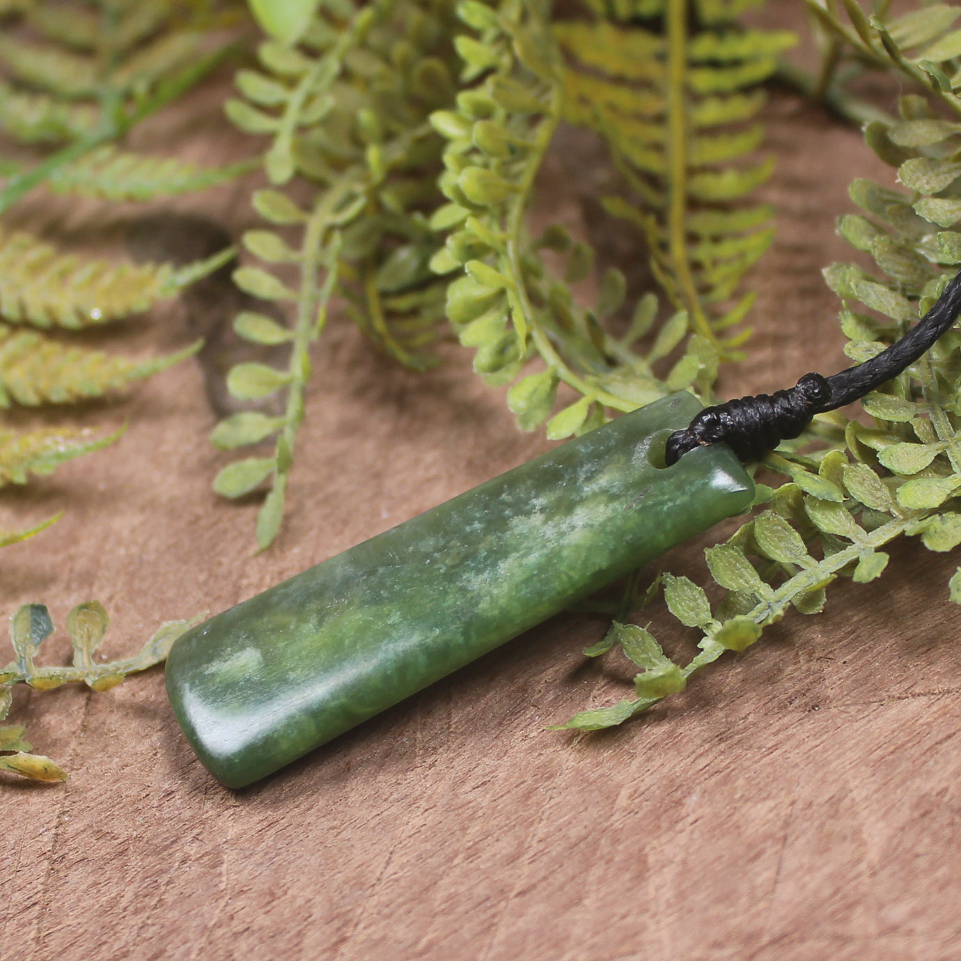 Hapopo Pounamu Toki - NZ Greenstone