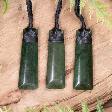 NZ Greenstone Small Toki Pendant Rimu Pounamu
