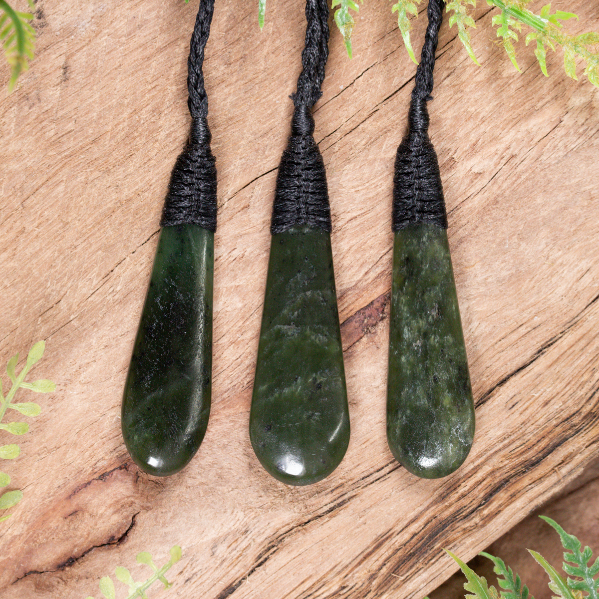 NZ Greenstone Small Roimata Pendant Rimu Pounamu