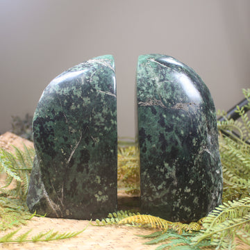 NZ Serpentine Book Ends