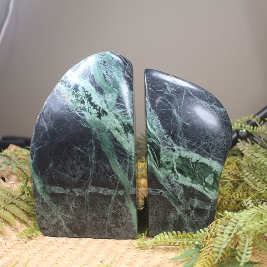 NZ Serpentine Book Ends