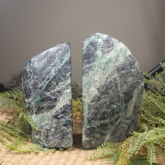 NZ Serpentine Book Ends