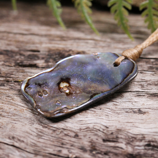 Pāua Shell XSmall Freeform Pendant