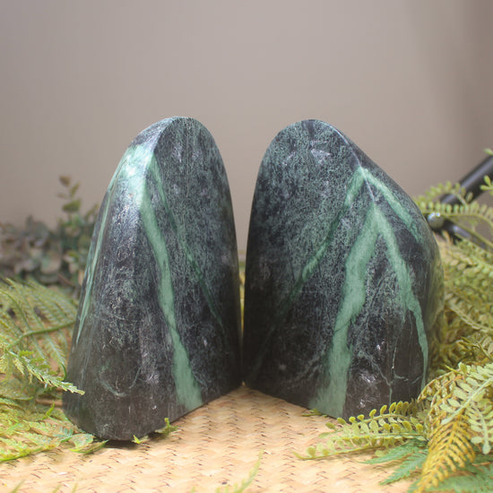 NZ Serpentine Book Ends