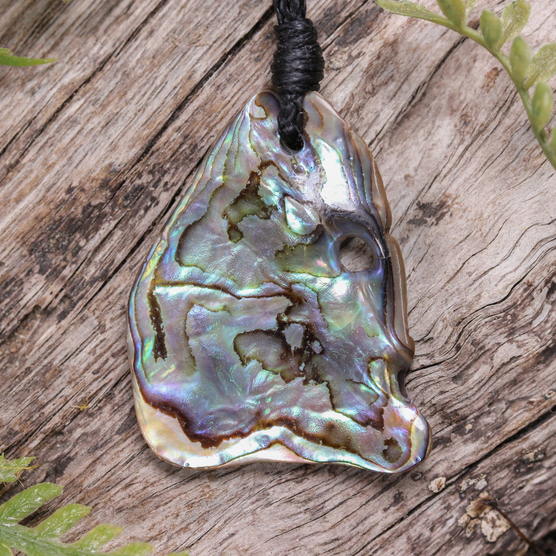Pāua Shell Small Freeform Pendant
