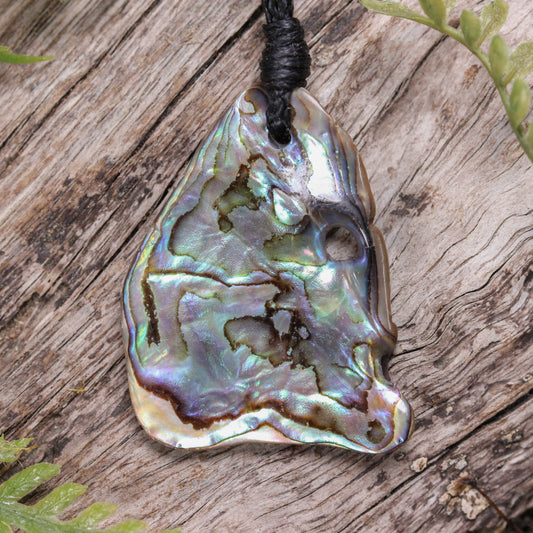 Pāua Shell Small Freeform Pendant