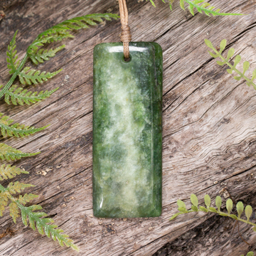 NZ Greenstone Medium Freeform Toki Pendant Kawakawa Pounamu