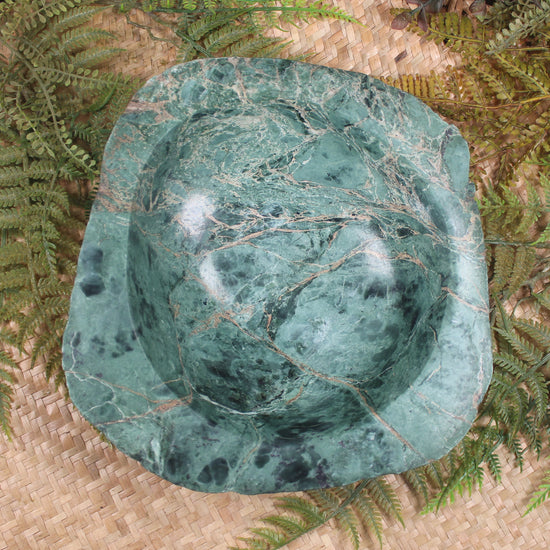 NZ Serpentine Bowl