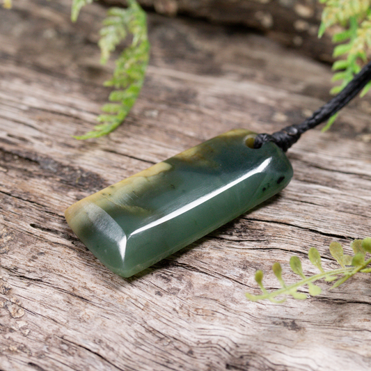 NZ Greenstone Small Freeform Toki Pendant Flower Jade Pounamu
