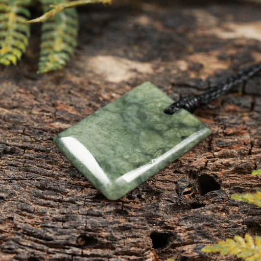 NZ Greenstone Small Freeform Toki Pendant (BP300) Hapopo Pounamu