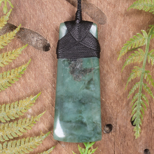 Inanga Pounamu Toki