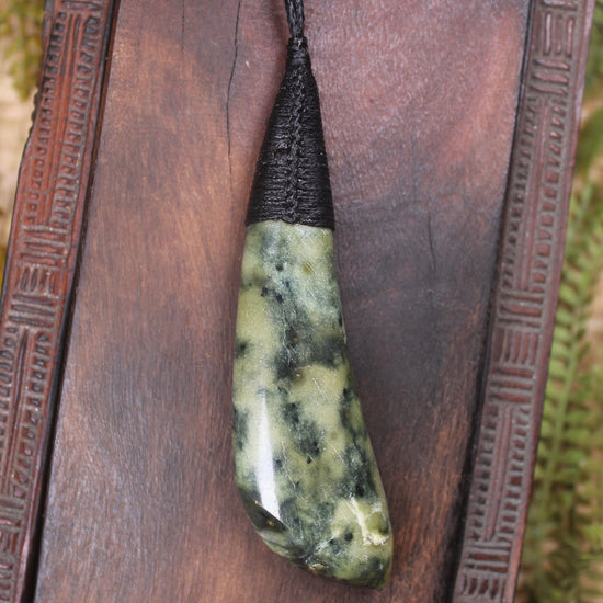 Rimu Pounamu Roimata Pendant - NZ Greenstone