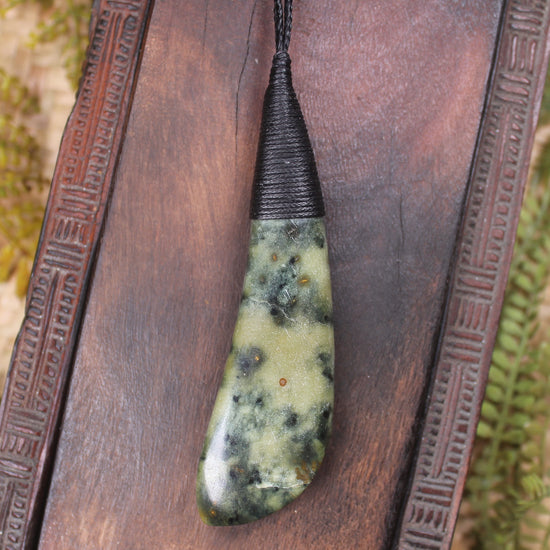 Rimu Pounamu Roimata Pendant - NZ Greenstone