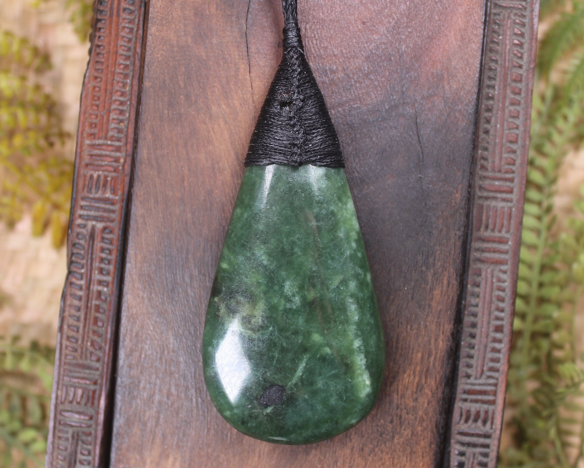 Roimata Teardrop carved from Hapopo Pounamu - NZ Greenstone