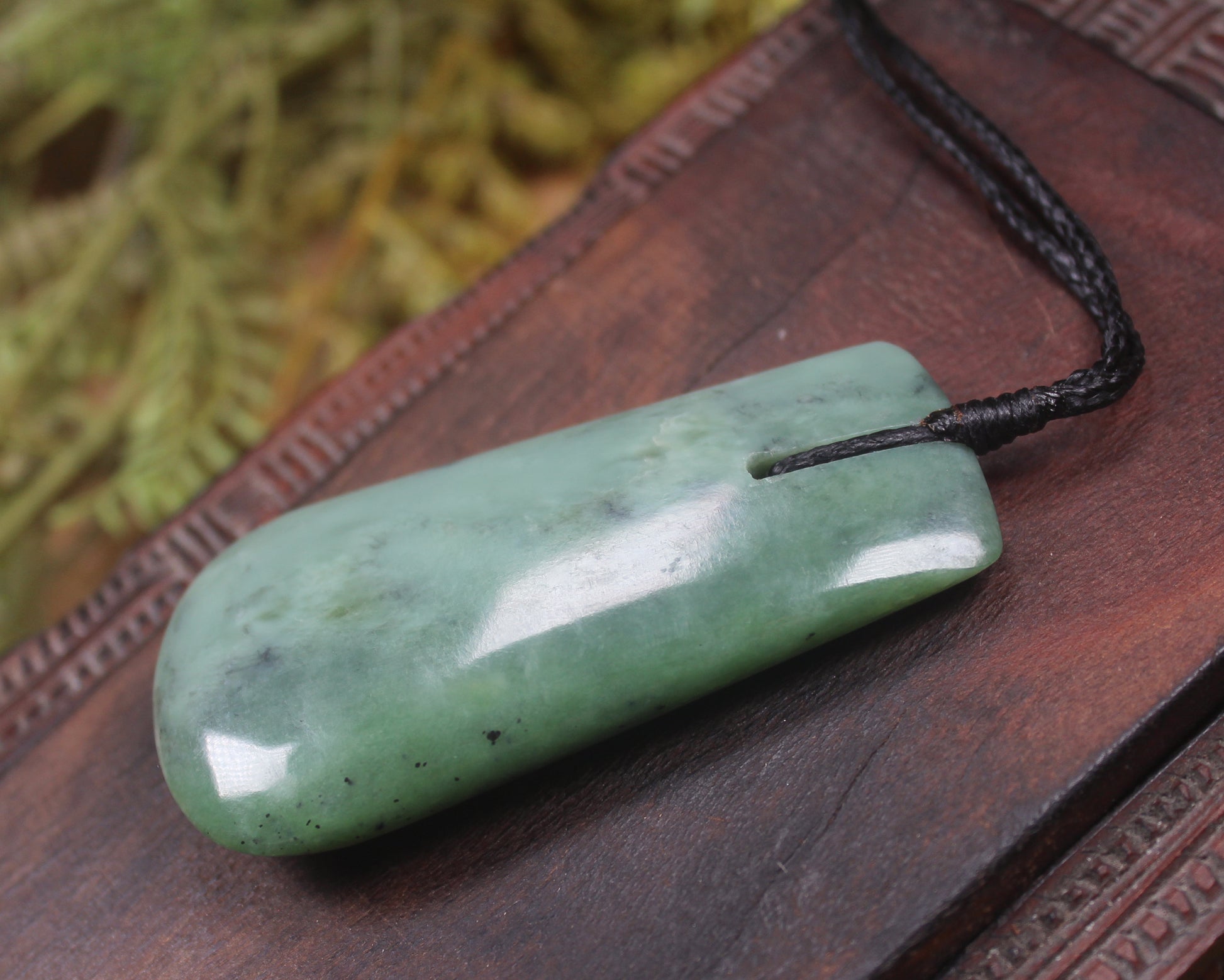 Roimata Teardrop carved from Inanga Pounamu - NZ Greenstone