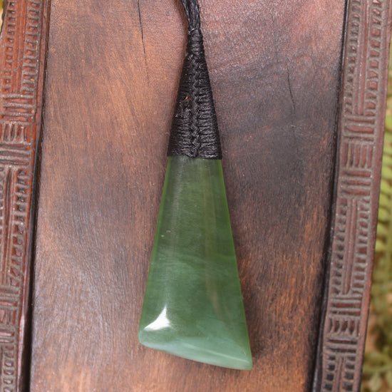 Toki or Adze Pendant carved from Tangiwai Pounamu - NZ Greenstone