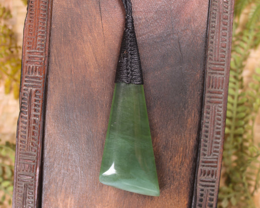 Toki or Adze Pendant carved from Tangiwai Pounamu - NZ Greenstone