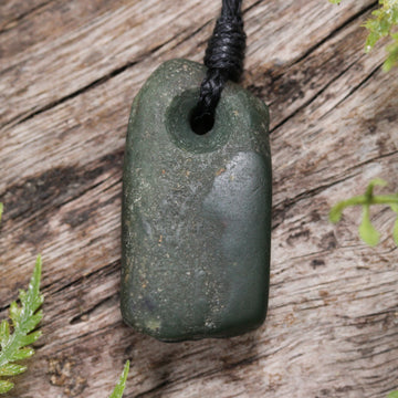 NZ Greenstone XSmall Freeform Pendant Kawakawa Pounamu