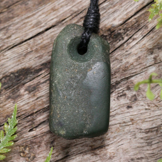 NZ Greenstone XSmall Freeform Pendant Kawakawa Pounamu