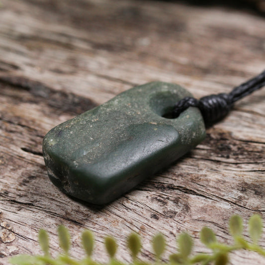 NZ Greenstone XSmall Freeform Pendant Kawakawa Pounamu