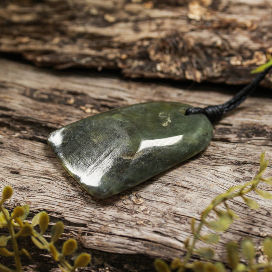 NZ Greenstone Small Freeform Toki Pendant (BN182) Hapopo Pounamu