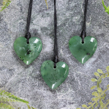NZ Greenstone XSmall Heart Pendant Hapopo Pounamu