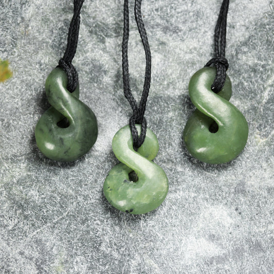 NZ Greenstone XSmall Twist Pendant (BP702) Hapopo Pounamu