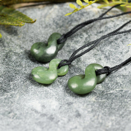 NZ Greenstone XSmall Twist Pendant (BP702) Hapopo Pounamu