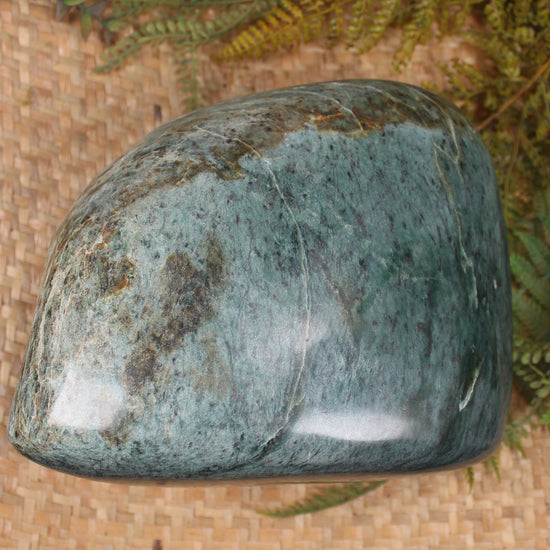 Freeform Serpentine Pounamu Sculpture - NZ Greenstone
