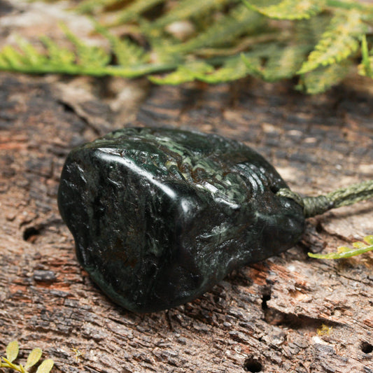 NZ Serpentine Medium Freeform Pendant (BP761)