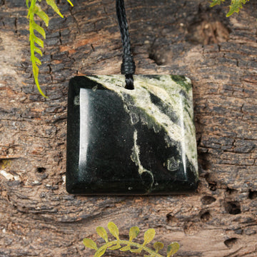 NZ Greenstone Small Freeform Toki Pendant (BP763) Kawakawa Pounamu