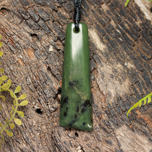 NZ Greenstone Small Freeform Toki Pendant (BP768) Hapopo Pounamu
