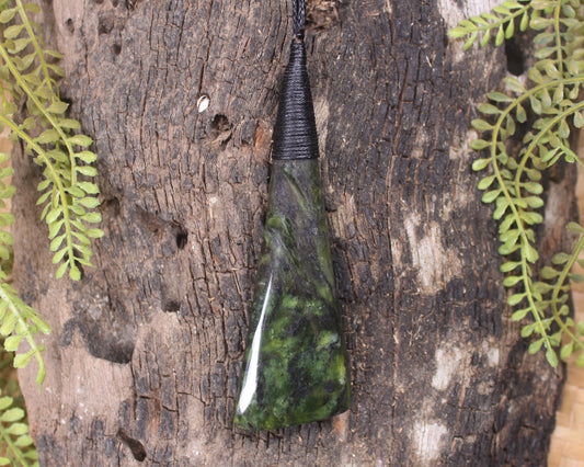 Toki or Adze carved from Douglas Creek - NZ Greenstone