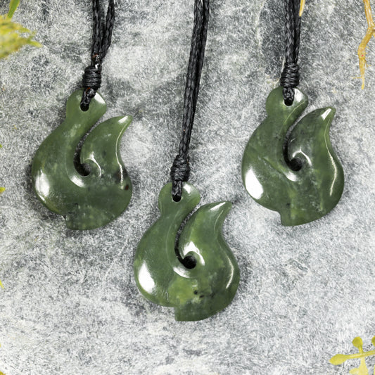 NZ Greenstone XSmall Hei Matau Pendant (BN191) Hapopo Pounamu