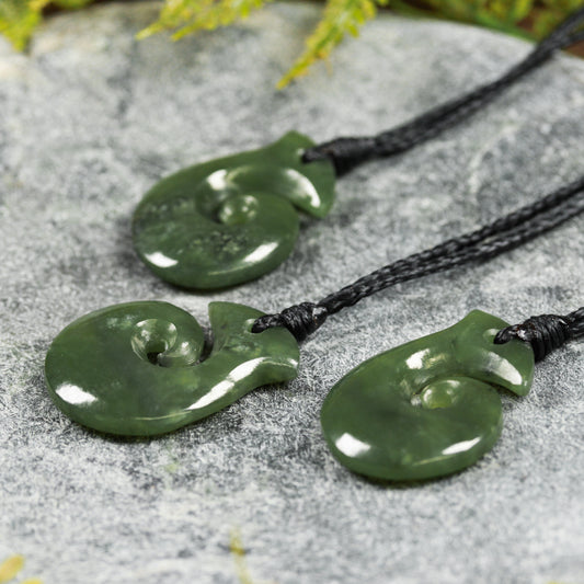 NZ Greenstone XSmall Hei Matau Pendant (BN196) Hapopo Pounamu