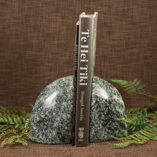 NZ Serpentine Freeform Book End Sculptures (BP852)