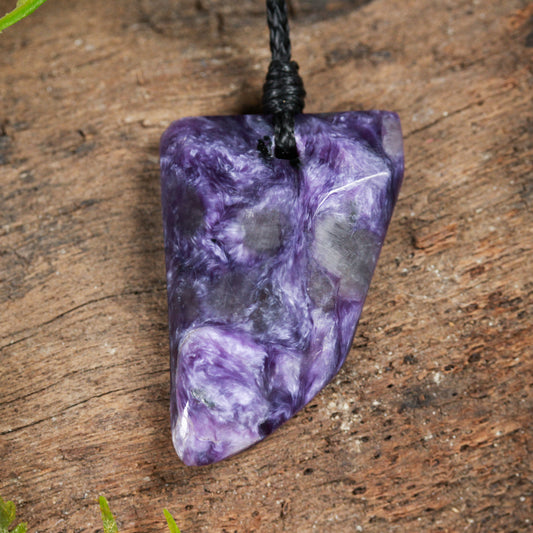 Charoite Small Freeform Niho Taniwha Tooth Pendant (BN212)