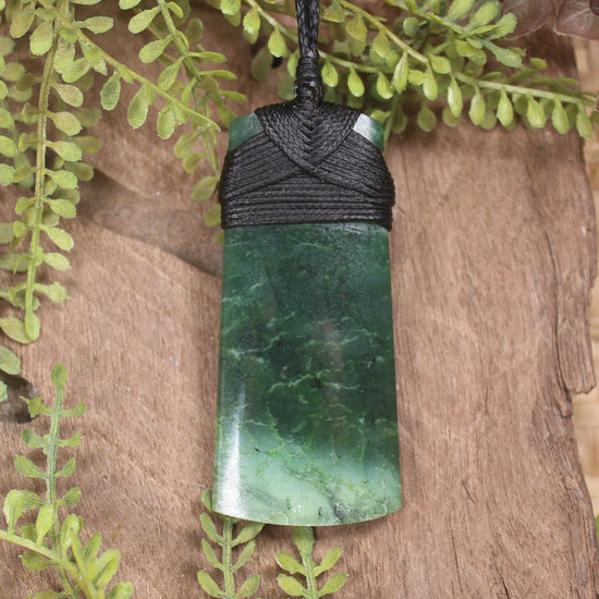 Kawakawa Pounamu Toki
