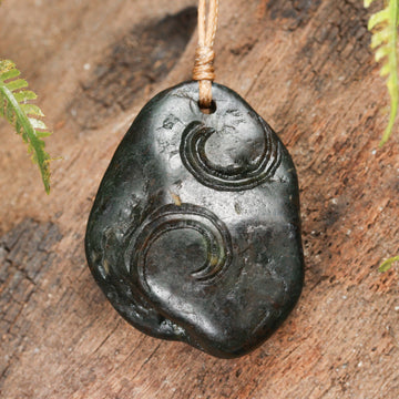 NZ Serpentine Small Freeform Pendant (BN420)