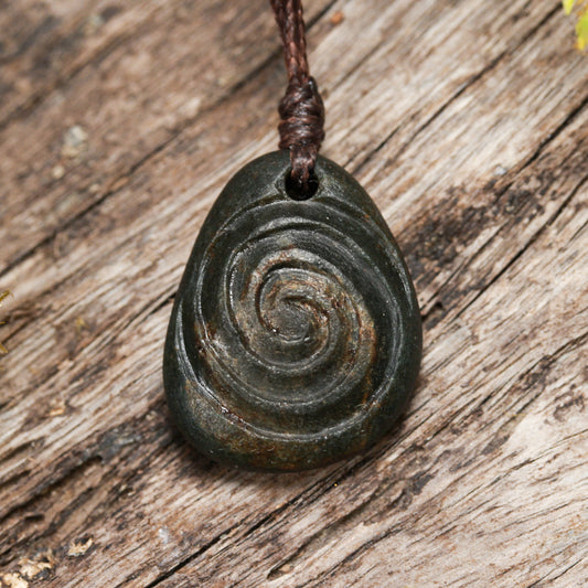 NZ Serpentine XSmall Freeform Pendant (BN217)